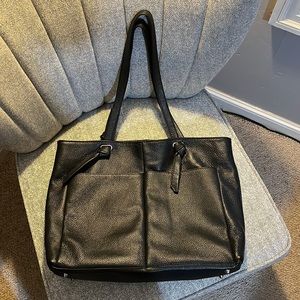Persaman leather shoulder tote bag